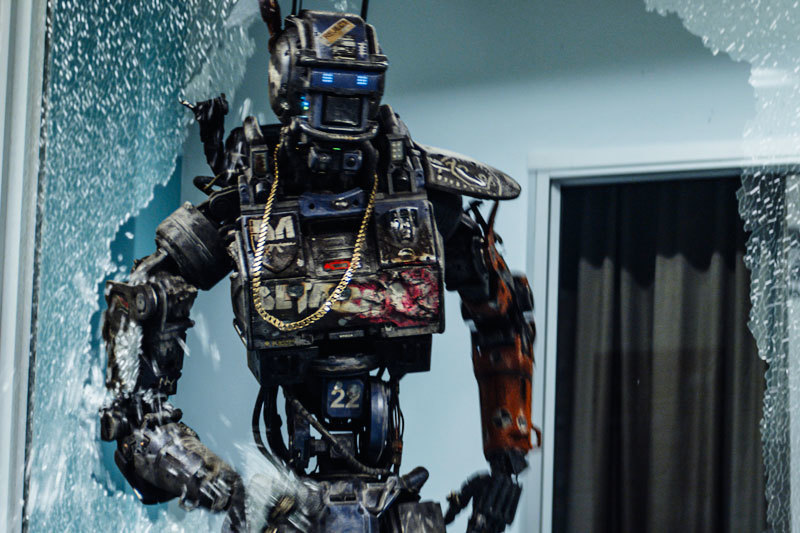 Хулиганский фильм про робота-гопника не понравился зрителям