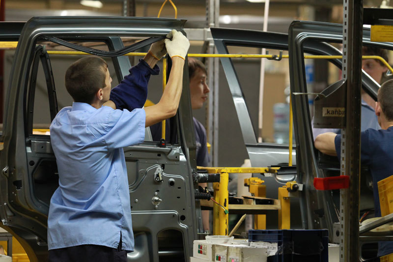 «АвтоВАЗ» предложил рабочим новую компенсационную программу