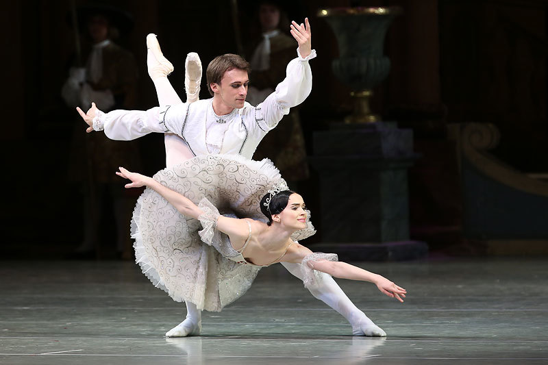 Олеся Новикова и Филипп Степин блеснули в «Спящей красавице»