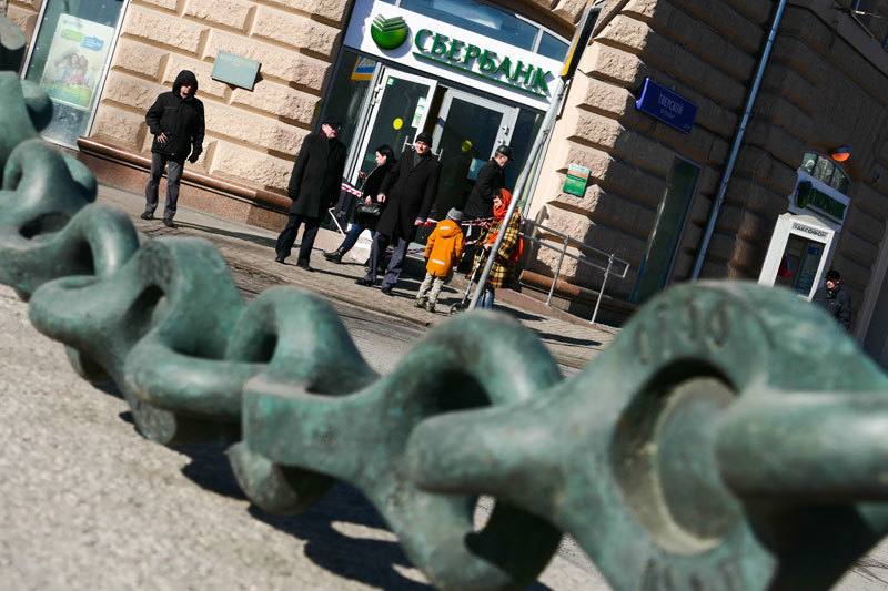 Основная причина снижения чистой прибыли – увеличение расходов на создание резервов