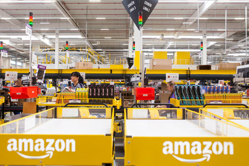 Amazon давно пытается усилить позиции на рынке дизайнерских товаров