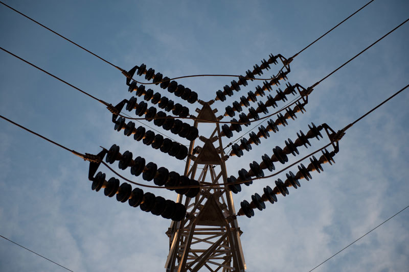 Минэнерго рассматривает возможность выпуска облигаций «Россетей», которые выкупят госбанки, чтобы компенсировать компании выпадающие доходы из-за ограничений роста тарифов