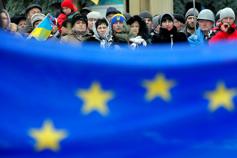 Киев не желает принимать в расчет российские интересы в ходе переговоров с ЕС