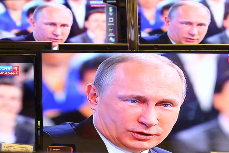 Владимир Путин подписал перечень поручений по итогам встречи с интернет-предпринимателями и представителями Фонда развития интернет-инициатив