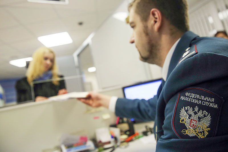 Если раньше предприниматель был обязан обращаться в инспекцию, в которой он находился на налоговом учете, то теперь он может прийти в любую инспекцию