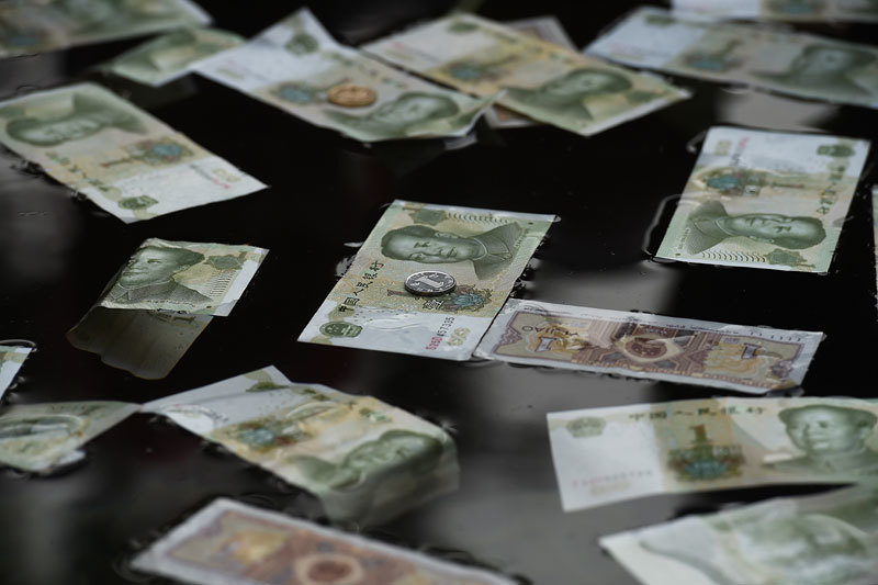 «Газпром нефть» поменяла валюту