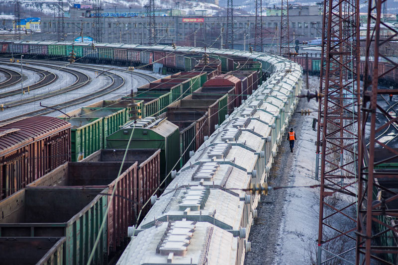 Операторы продолжают искать способ решения проблемы избытка вагонов