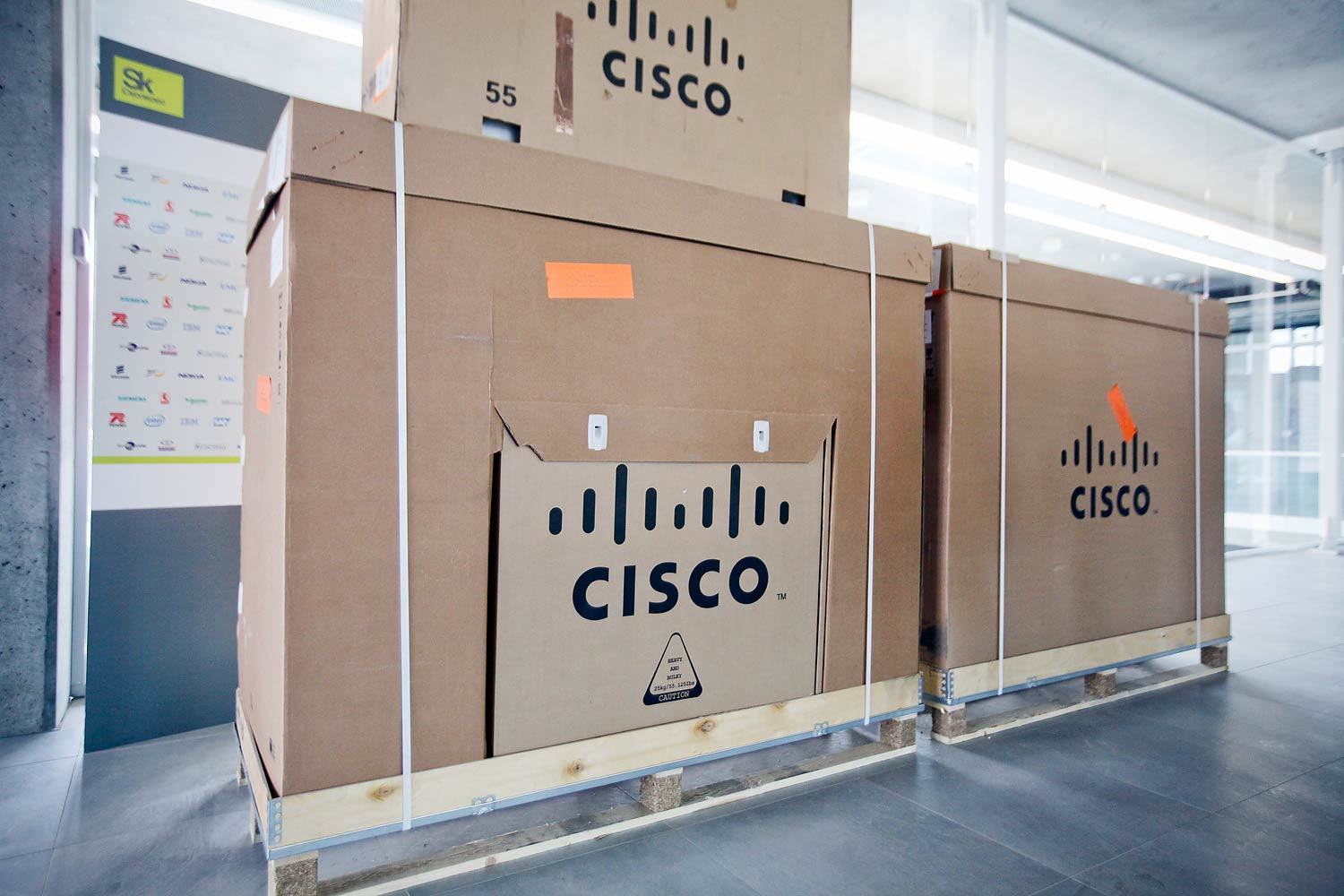 Cisco затянет пояс