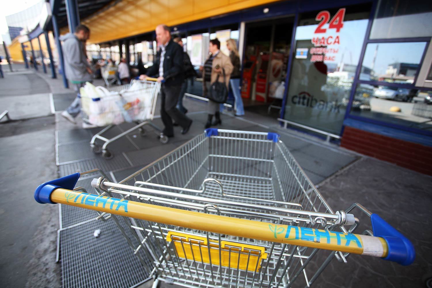 ФАС уличила "Ленту" в навязывании поставщикам платы за продвижение