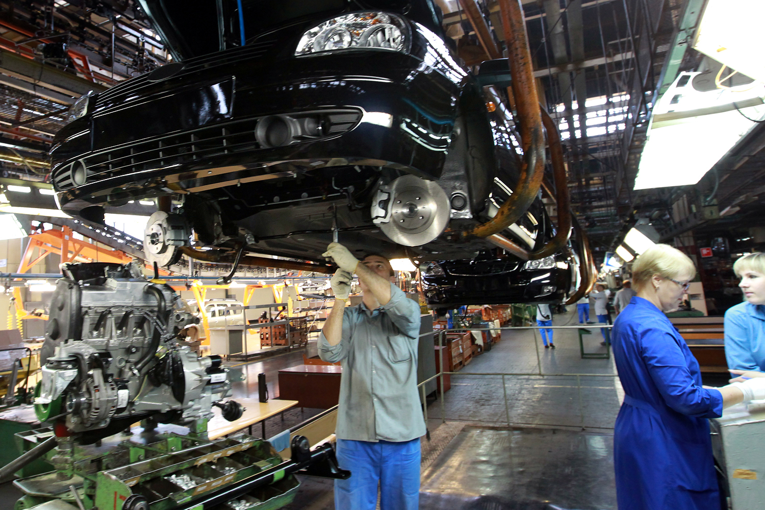 Сборочные линии «АвтоВАЗа» в Тольятти возобновили работу