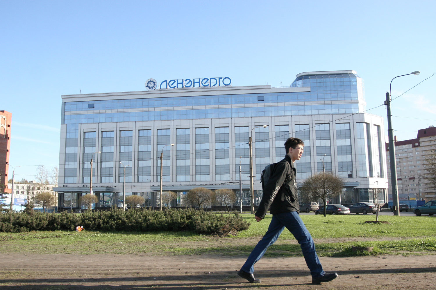 «Ленэнерго» не хватает выручки