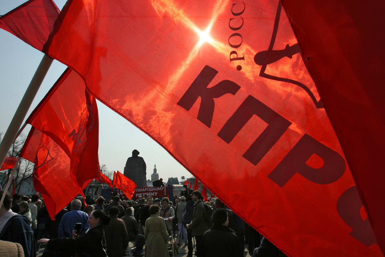 КПРФ просит суд обязать Мосгордуму повторно рассмотреть ходатайство о регистрации инициативной группы референдума