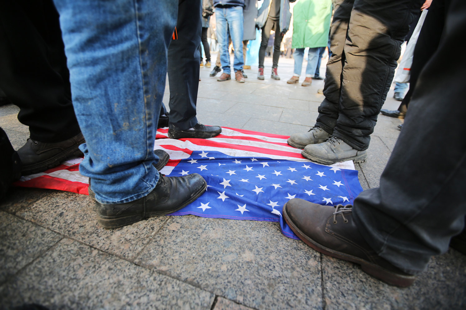 В связи с этим Вашингтон призывает правительство России «защищать свои международные обязательства» и уважать свободу выражения мнений