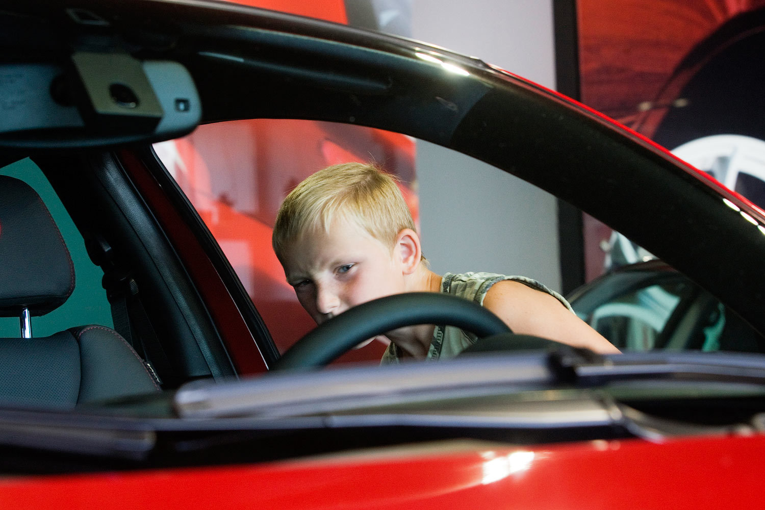 Настрой участников рынка остается сдержанным