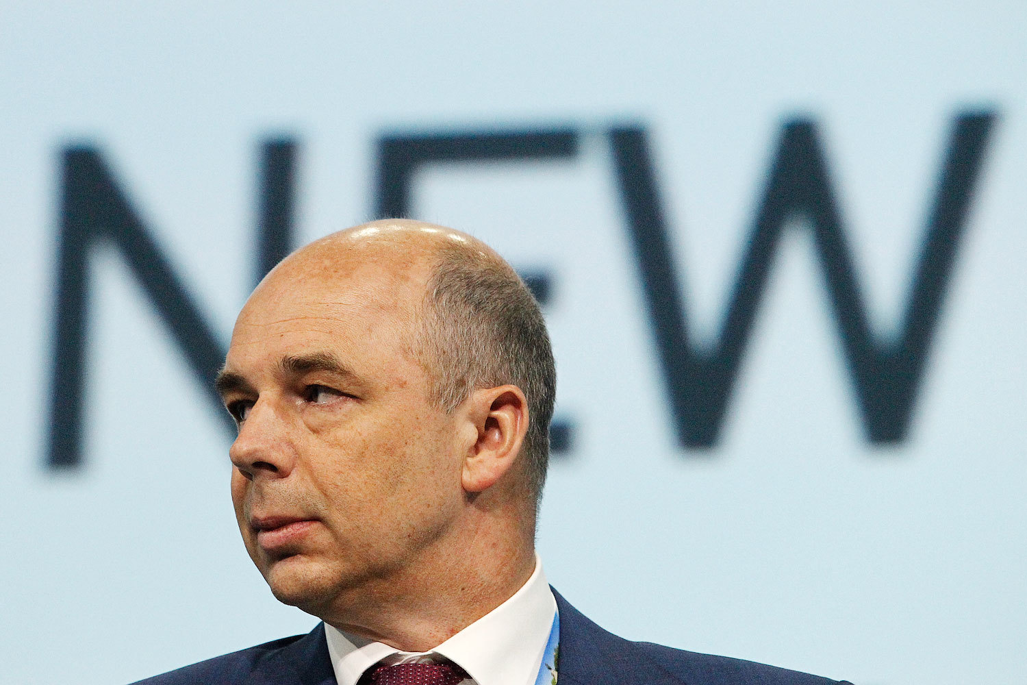 Первое размещение облигаций, привязанных к инфляции, Минфин проведет сегодня (на фото министр финансов Антон Силуанов)