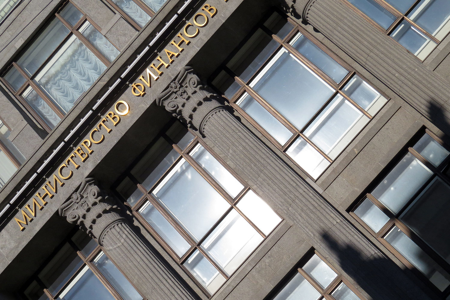 Вчера был первый день сбора заявок на новый инструмент Минфина – ОФЗ с номиналом, привязанным к инфляции