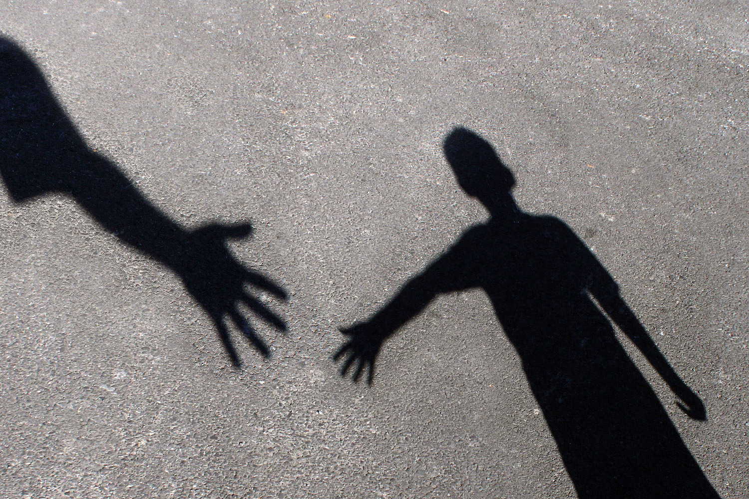 Сделки любых структур акционерного общества должны быть отданы в руки самого общества