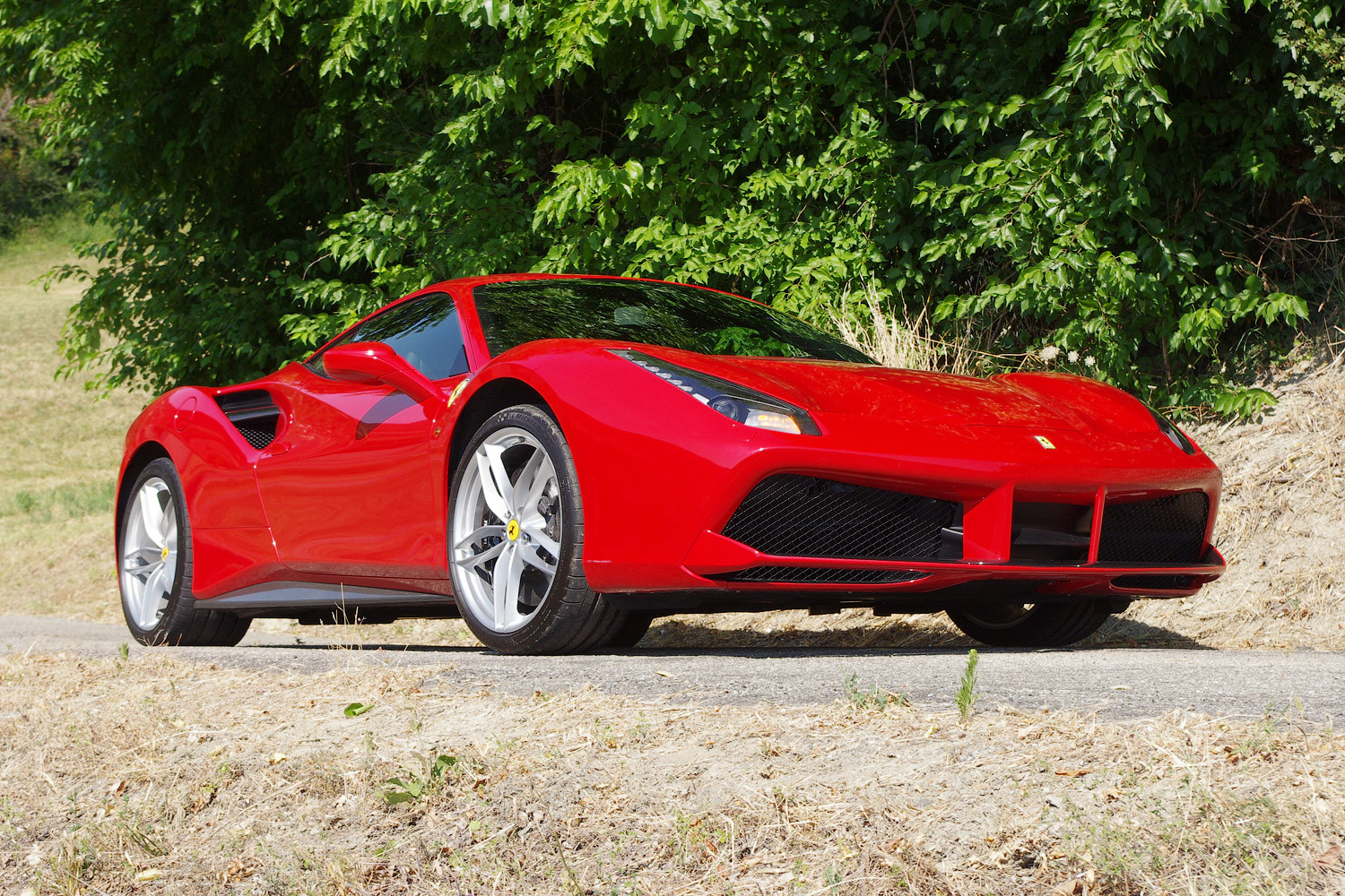 Ferrari 488 GTB: Охота за секундами - Ведомости