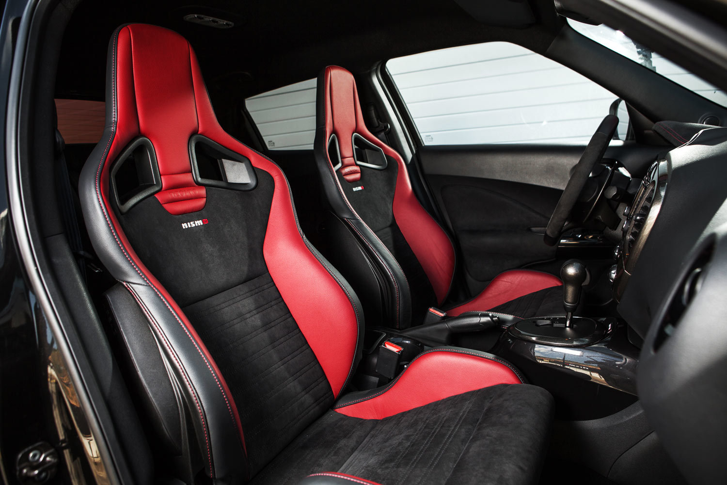 Сиденья Recaro входят в стандартное оснащение Nissan Juke Nismo RS