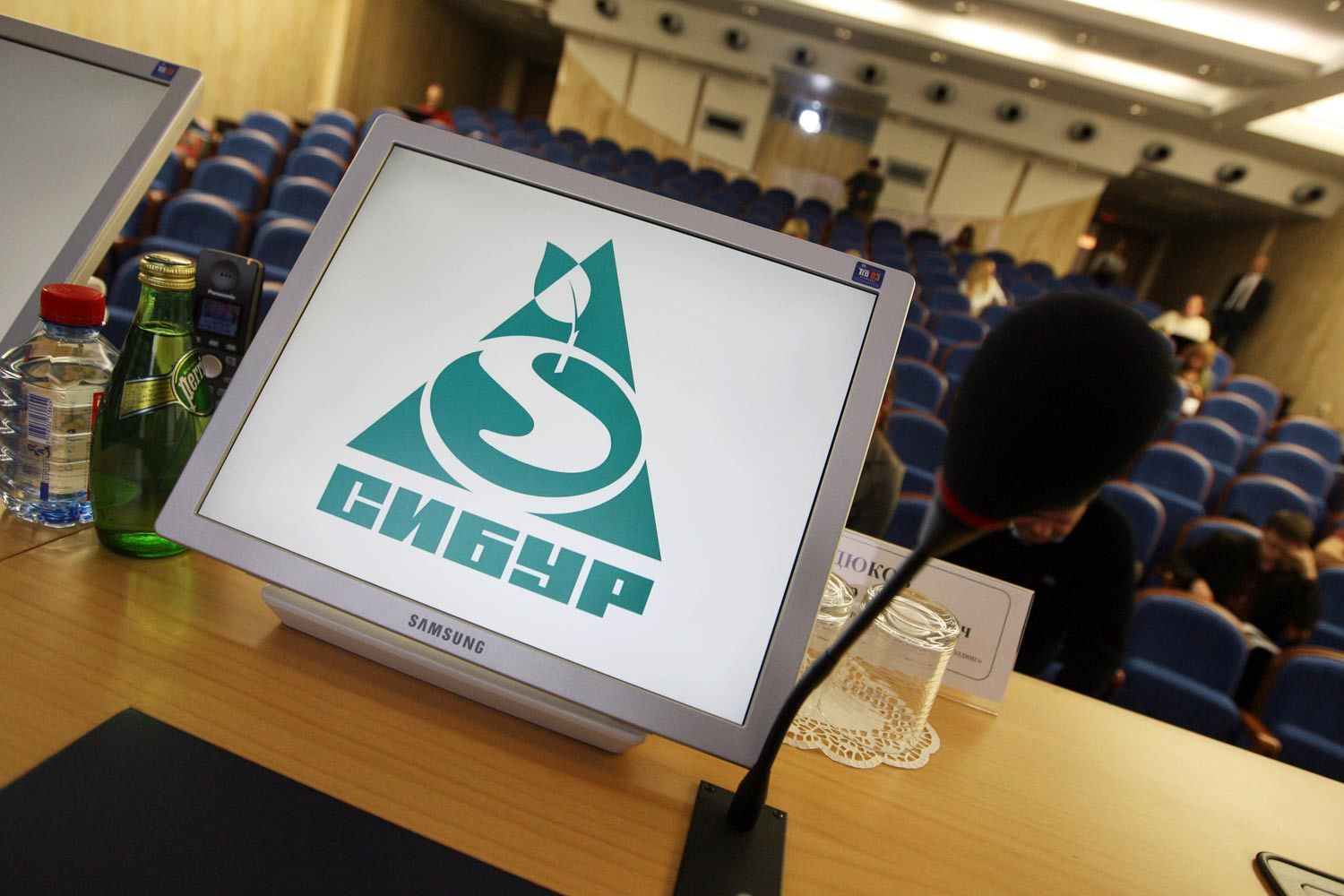 «Консорциум получит полный контроль над крупнейшим в странах СНГ и первым на Северо-Западе России терминалом по перегрузке СУГ», – говорил гендиректор РФПИ Кирилл Дмитриев