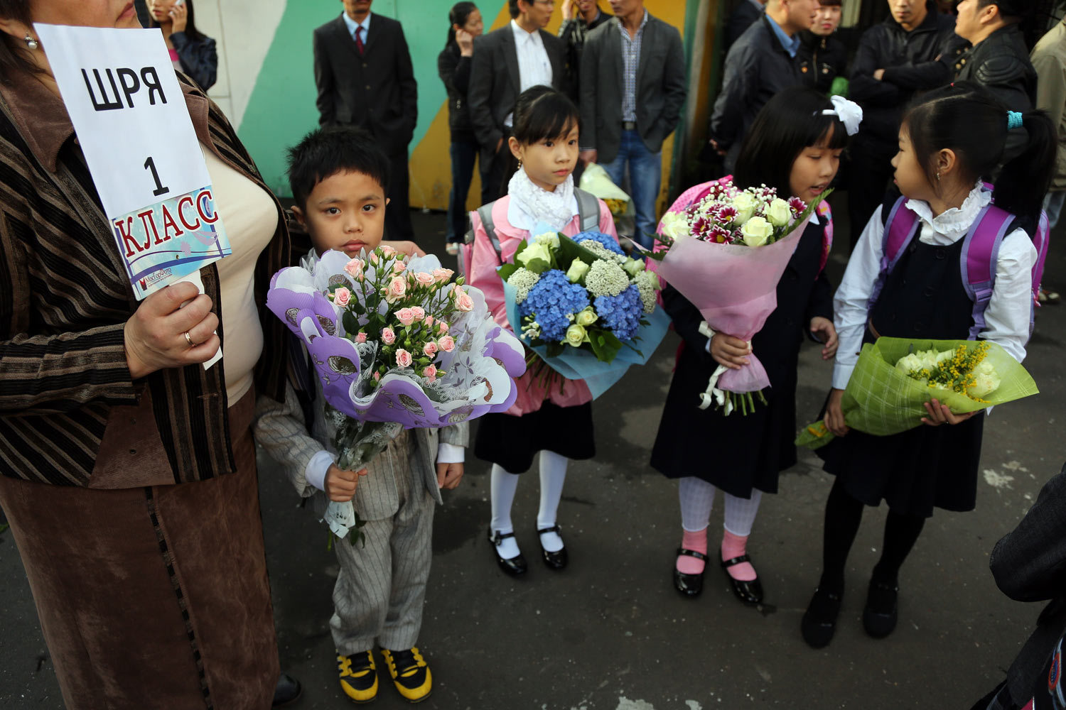 Верховный суд начал рассмотрение жалобы на запрет принимать в школы детей-мигрантов, не имеющих регистрации