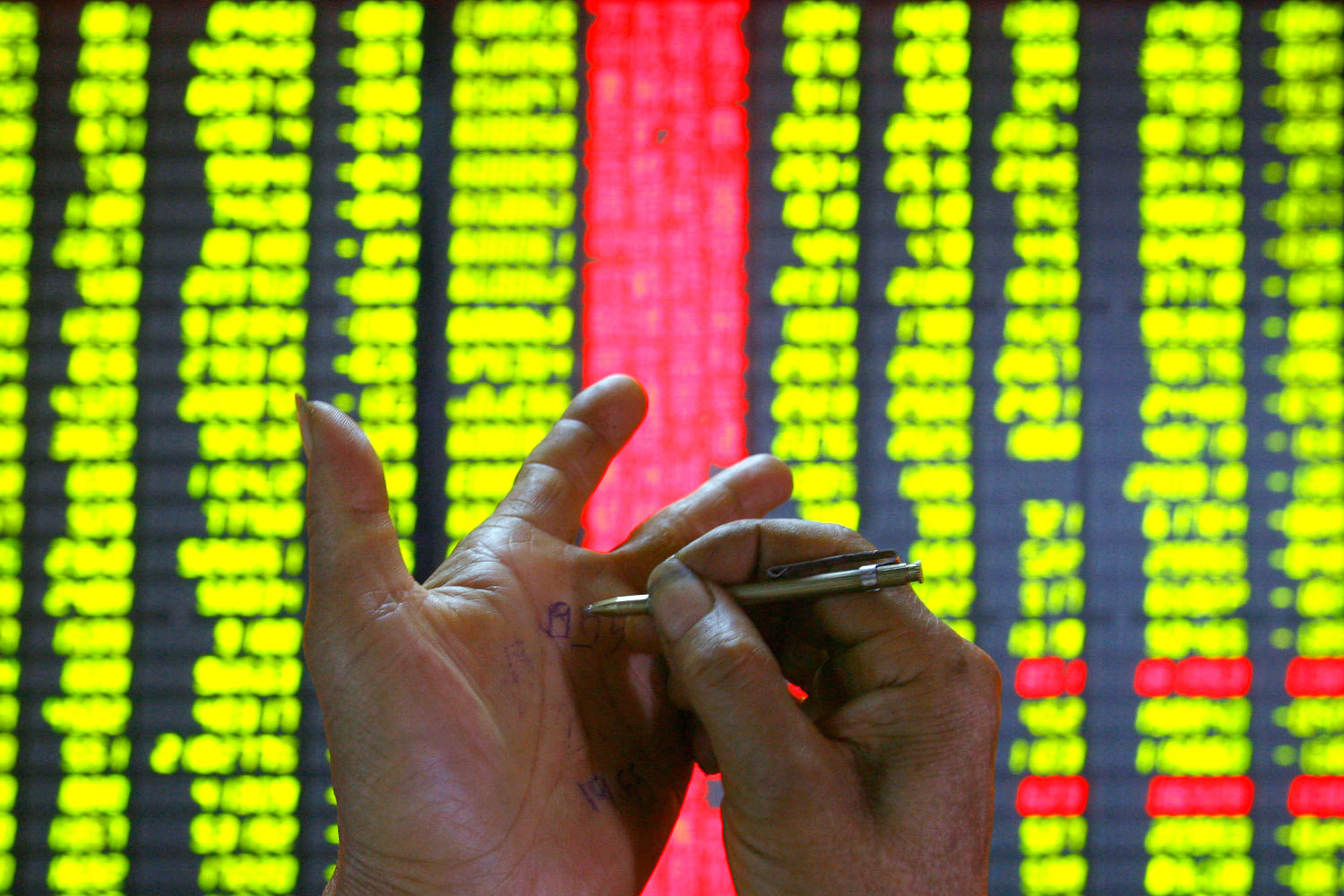 В марте председатель Народного банка Китая (НБК) Чжоу Сяочуань удивил мировое деловое сообщество, пообещав к концу 2015 г. сделать финансовую систему значительно более открытой