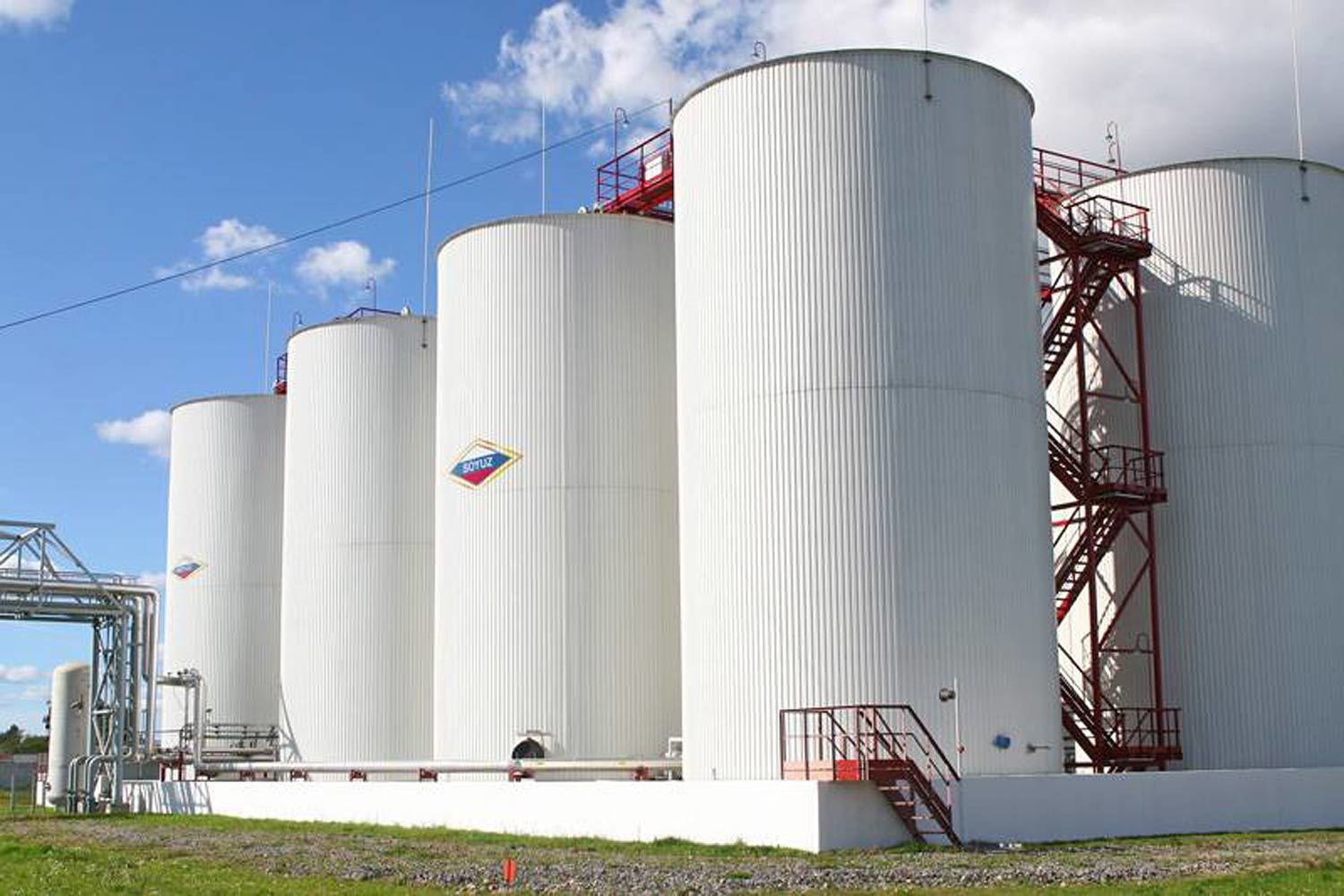 ООО «Союз-ТТМ» управляет причальным комплексом, масляным терминалом, фабрикой по производству спецжиров и кофе, комбинатом по переработке растительных масел