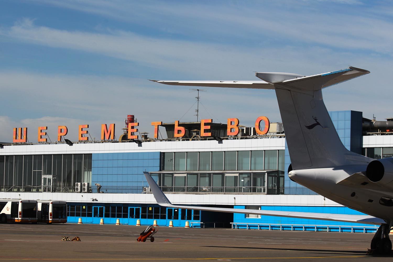 Проблемы с перевозкой паспортов возникли из-за «Москва карго», грузового оператора «Шереметьево», рассказал представитель аэропорта и подтвердил представитель компании
