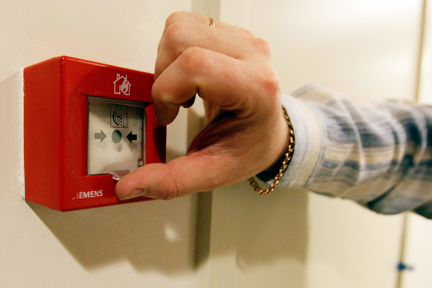 Людей штрафуют, не учитывая, что денег нет