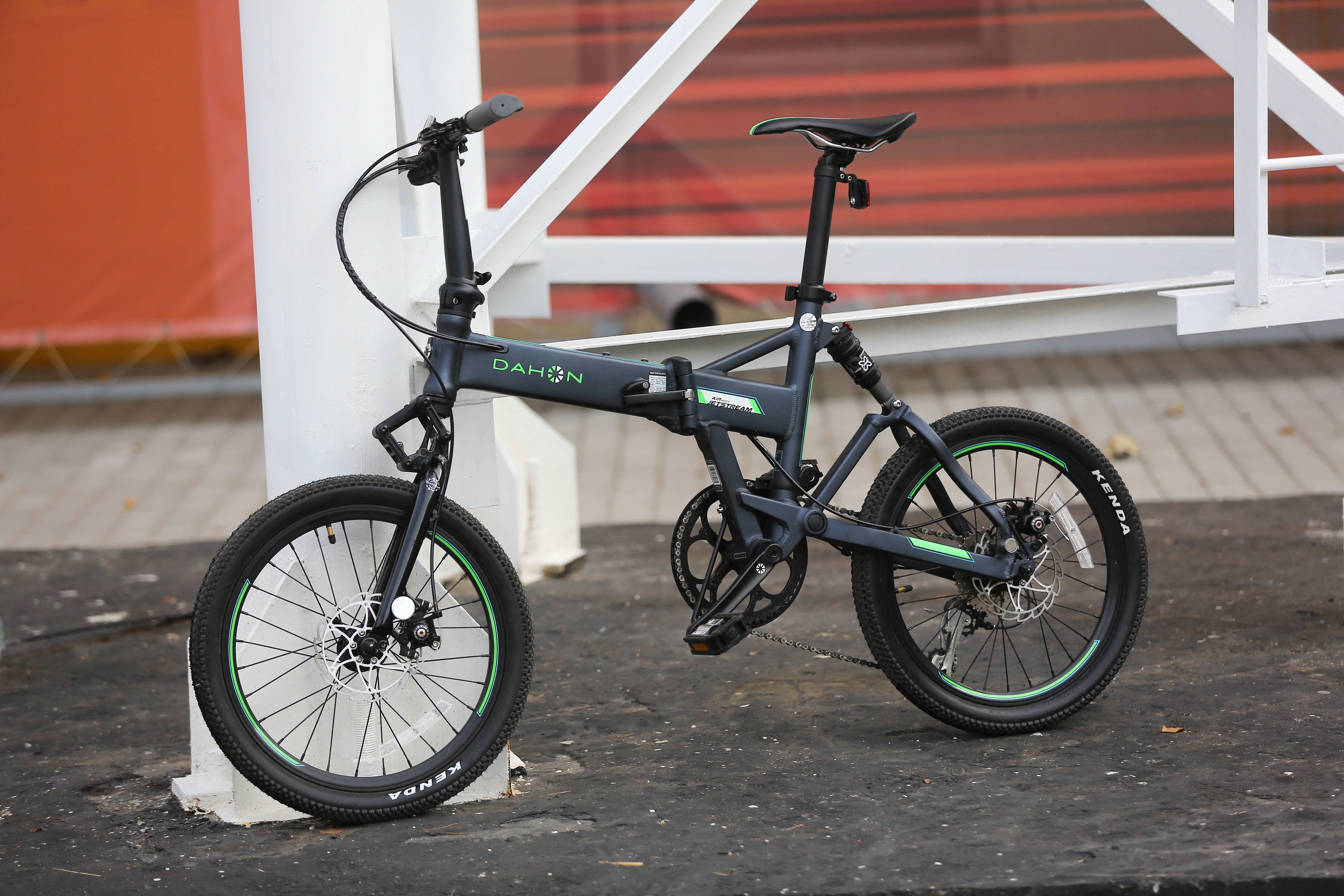 Dahon Jetstream D8: Вызовы для городского проныры - Ведомости