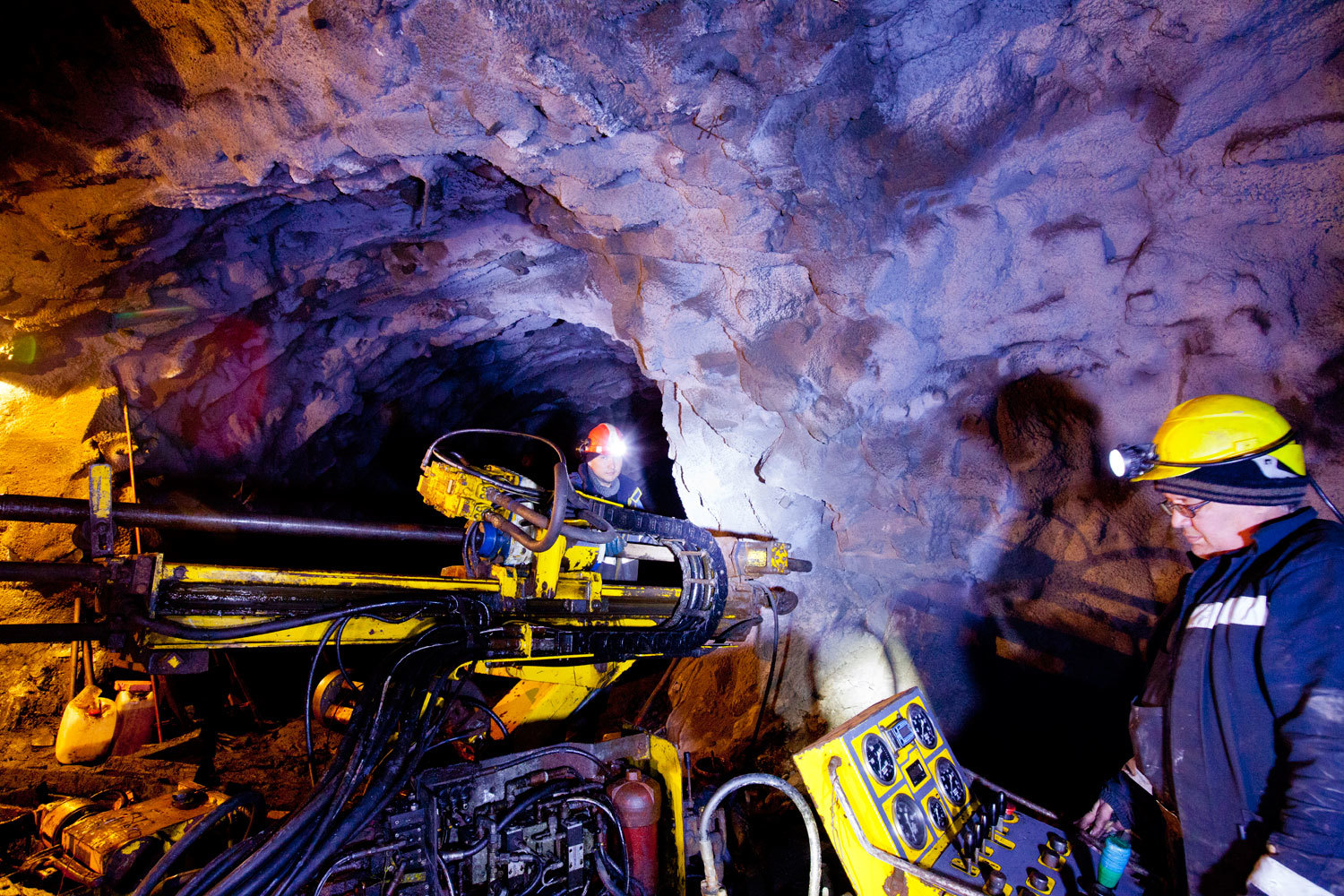 Polymetal заявил на прошлой неделе, что ведет переговоры с Sumery Gold о возможности компенсировать компании разницу между $300 млн и текущей стоимостью акций