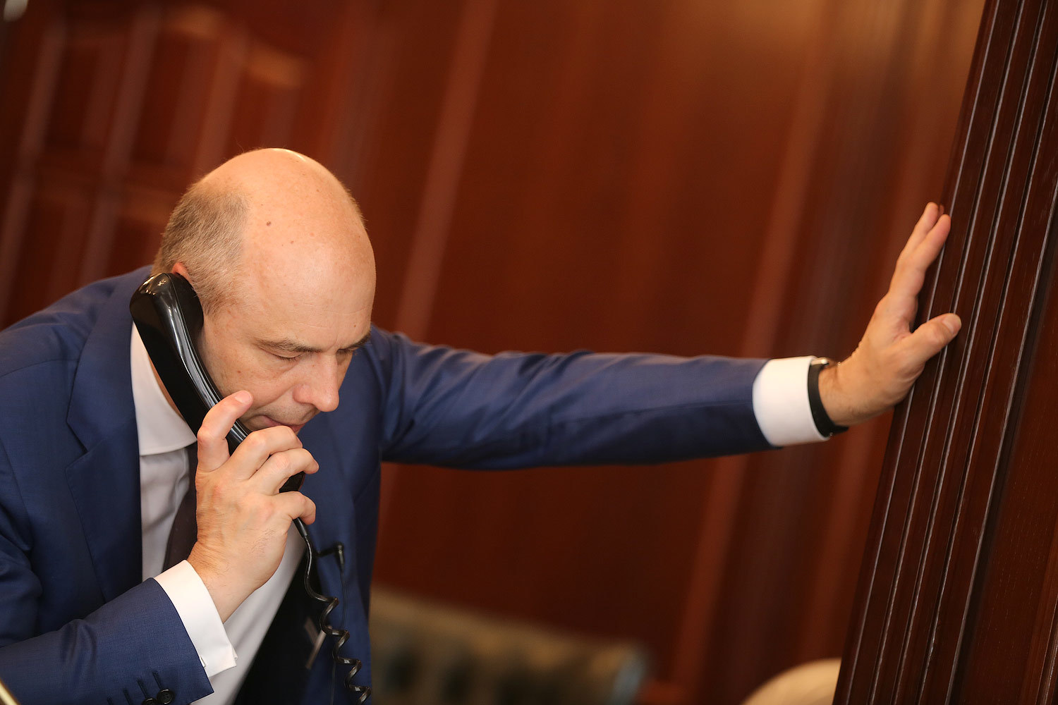Министр финансов Антон Силуанов предупреждает, что для нарушителей прозвенел первый звонок