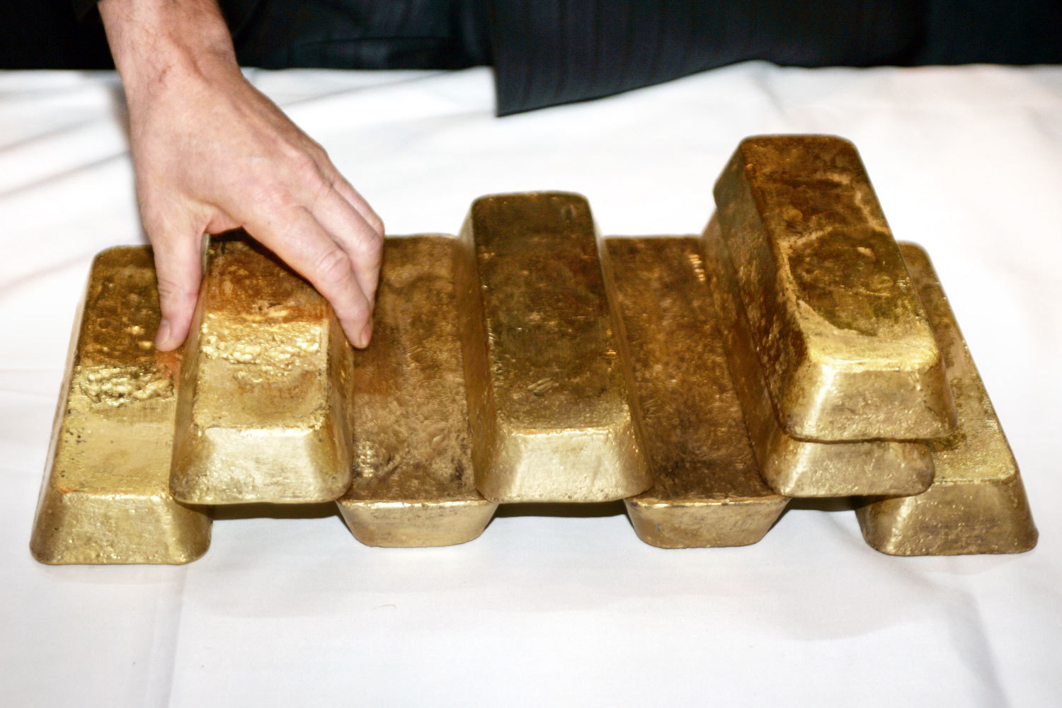 Sacturino (подконтрольная компания Керимову-младшему) может стать владельцем 98% Polyus Gold