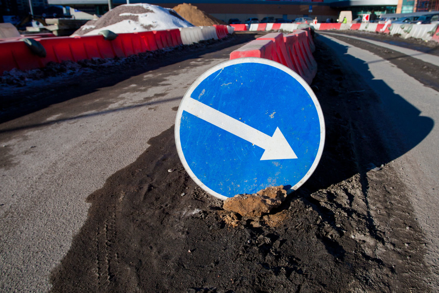 Дирекция транспортного строительства провела два конкурса на ремонт дорог в сумме на 1 млрд руб., нарушив закон о конкуренции, считает УФАС