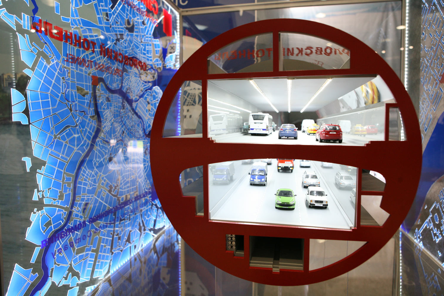 Арбитражный суд Петербурга сегодня отказал «Невской концессионной компании» (НКК) в выдаче исполнительного листа на взыскание с администрации Петербурга 330 млн руб. за несостоявшееся строительство Орловского тоннеля