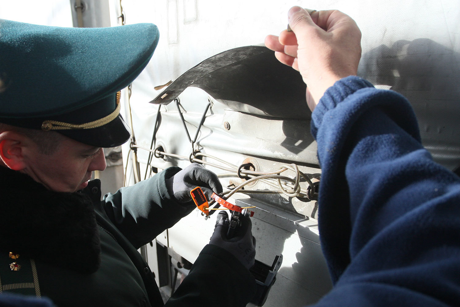 С августа 2014 г. задержано и изъято свыше 1058 т запрещенных к возу товаров