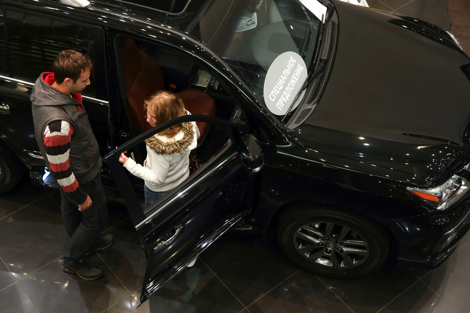 Также росли продажи некоторых премиальных брендов