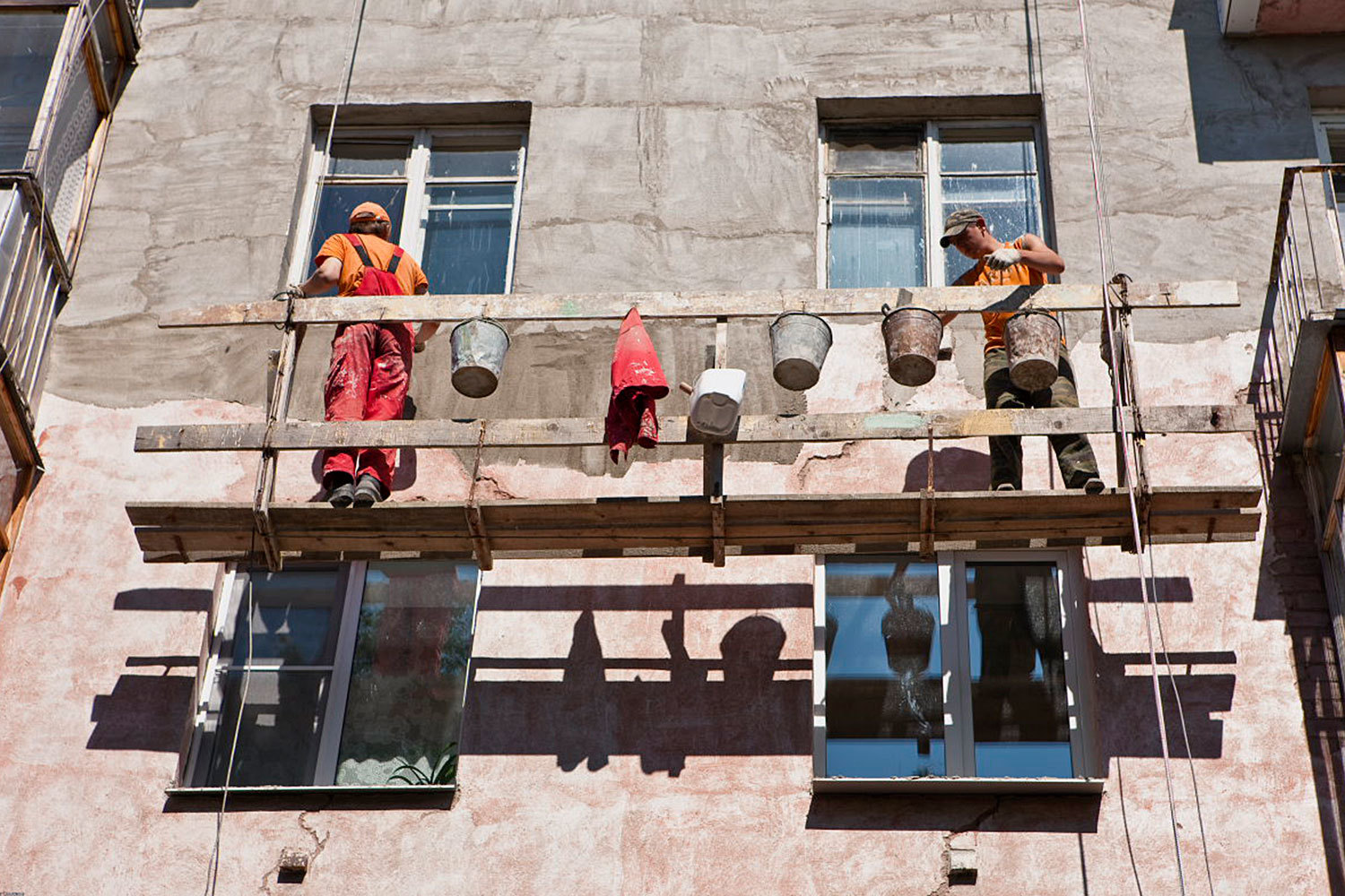 Одно из требований партии — отменить сборы на капремонт