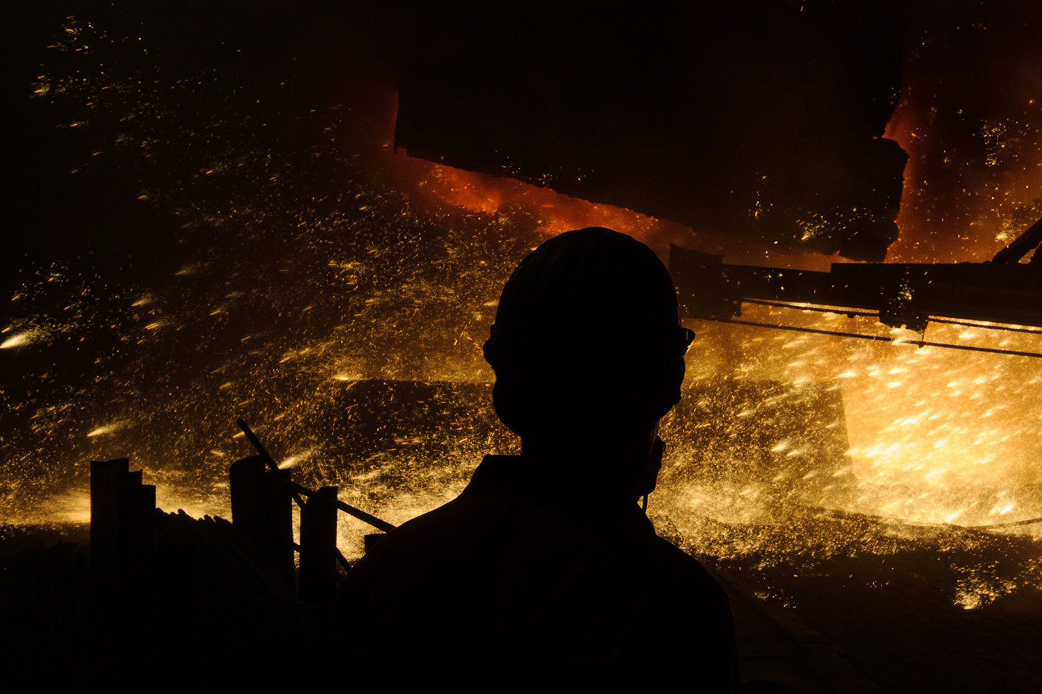 Независимые управляющие предприятием Evraz в ЮАР Highveld не смогли продать его китайской International Resources и приняли решение ликвидировать