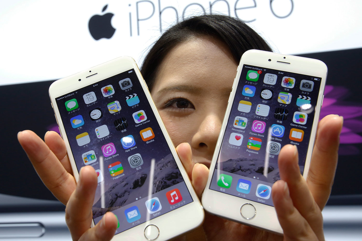 Мировые продажи iPhone впервые снизились – смартфон оказался дорогим для развивающихся рынков