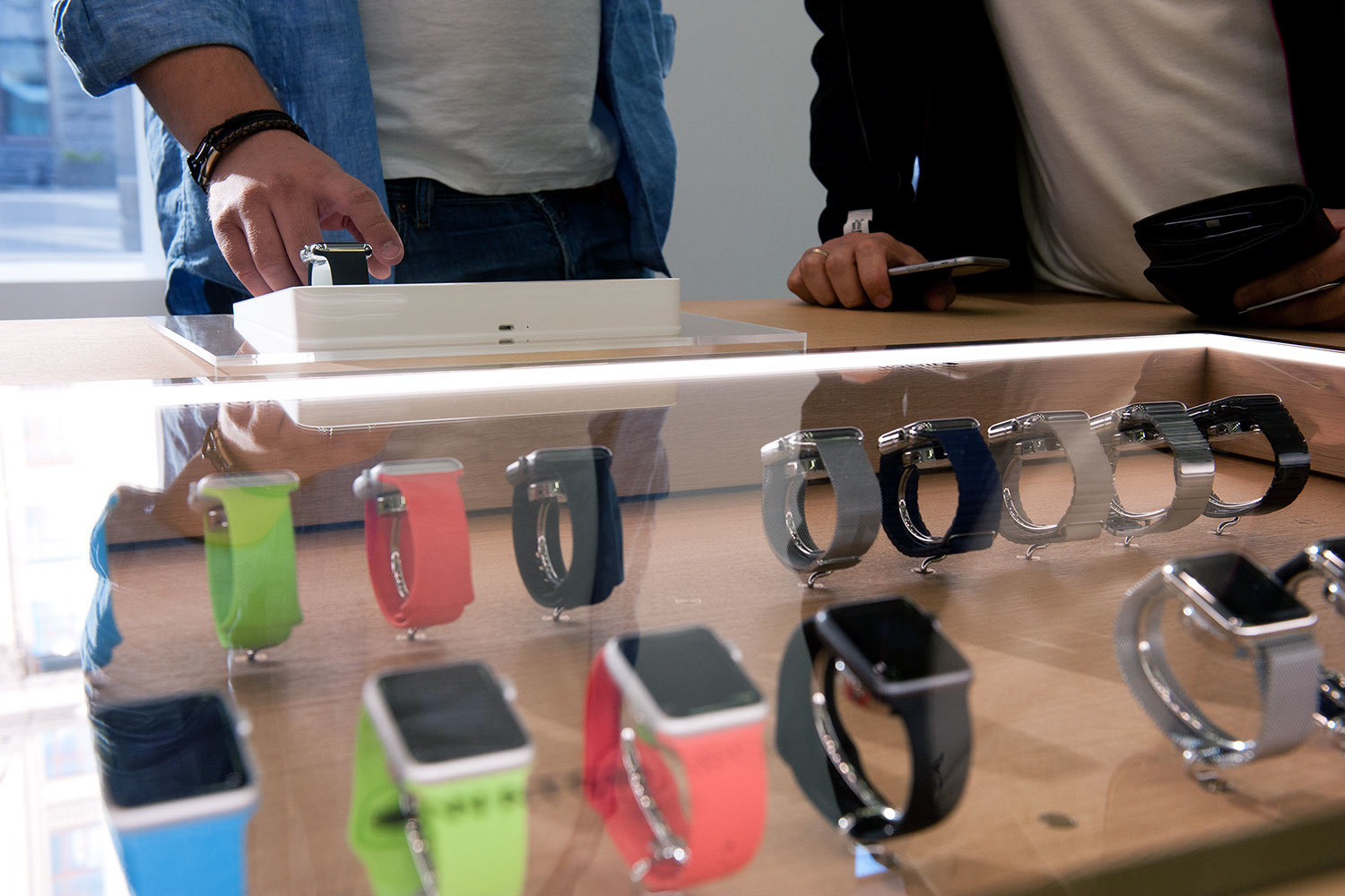 После введения 10%-ных пошлин закупочная цена на Apple Watch выросла