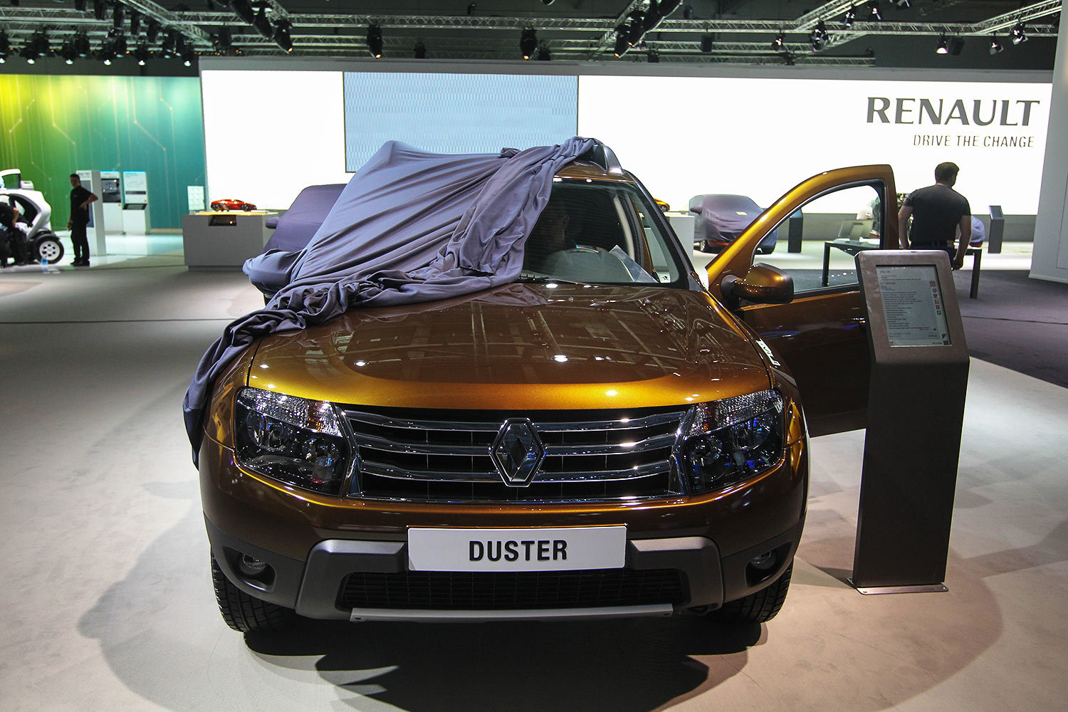 Renault поехал во Вьетнам