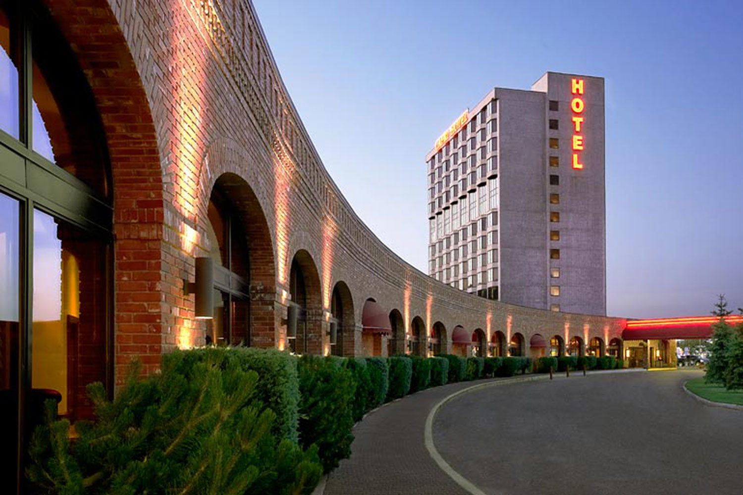 Группа инвесторов во главе с китайским страховщиком Anbang предложила $12,8 млрд за гостиничную сеть Starwood Hotels & Resorts