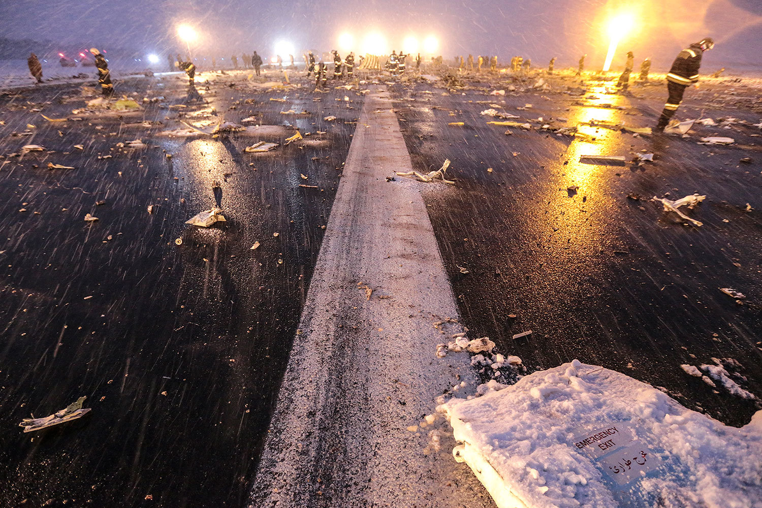 Как заявил в интервью программе «Вести в субботу» министр транспорта Максим Соколов, тот факт, что пилот разбившегося Boeing никогда не приземлялся в Ростове-на-Дону, не мог стать причиной авиакатастрофы