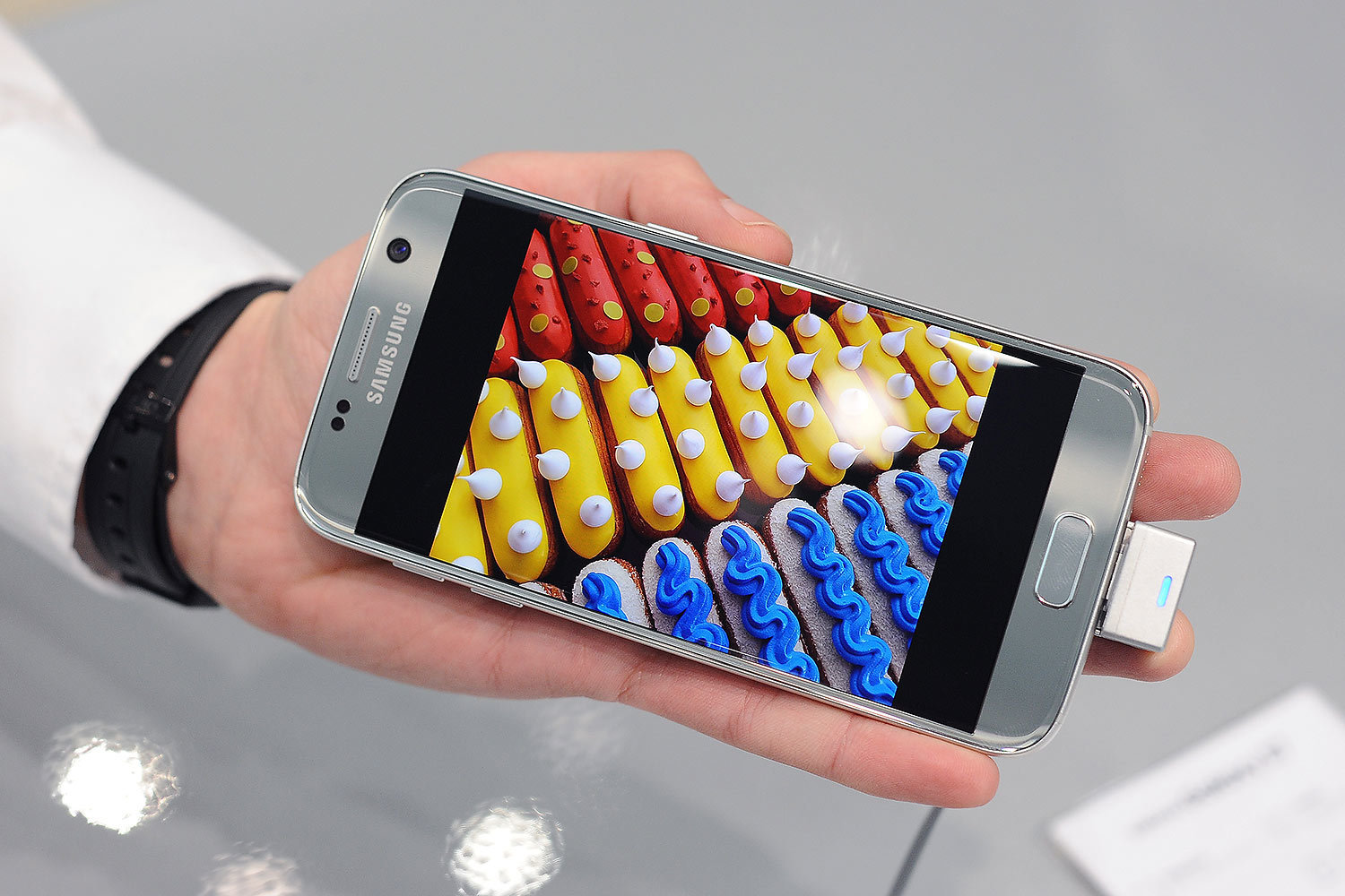 Российские покупатели оценили замораживание цен на новые флагманские смартфоны Samsung