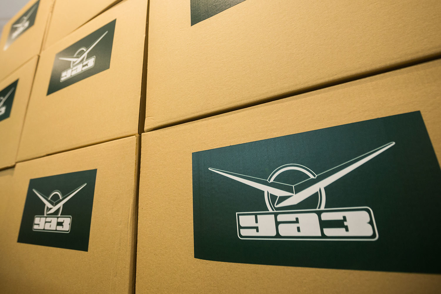 Крупный дилерский холдинг «Автомир» теперь продает машины «УАЗ»