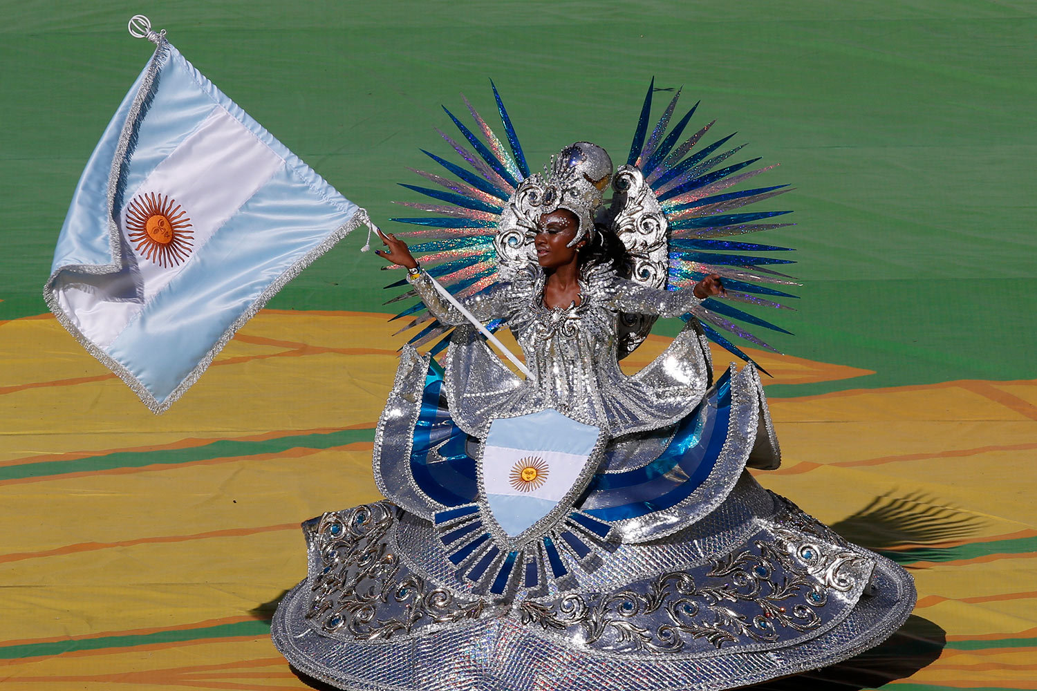 Аргентина накормит стервятников