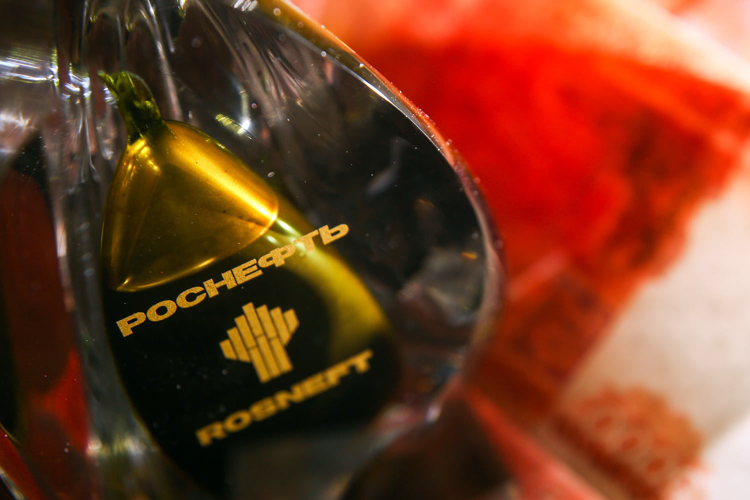 «Роснефть» может направить на дивиденды 35% чистой прибыли, а не половину, как требовало Минэкономразвития