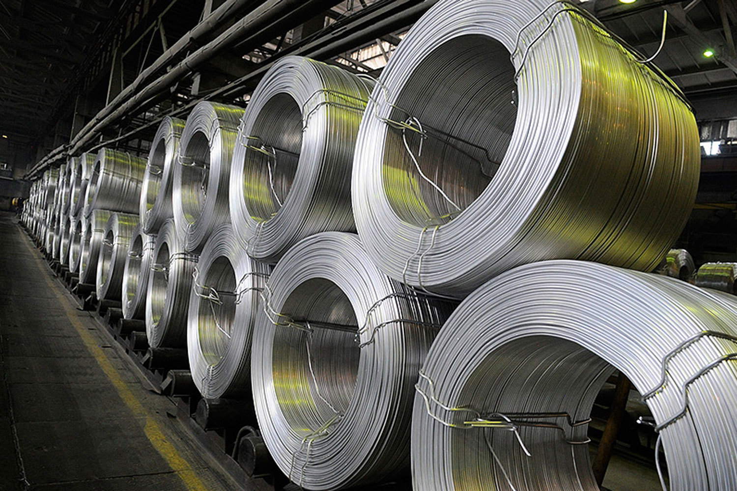 Производитель алюминия привлек $277,6 млн в Сбербанке и Газпромбанке, отодвинул погашение $700 млн по предэкспортному кредиту и полностью избавился от погашения долга в 2016 г.