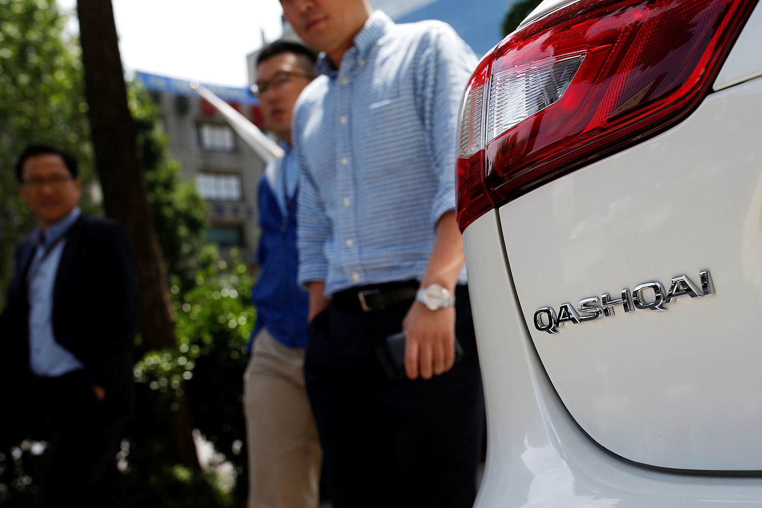 Регулятор требует от компании отозвать 814 автомобилей Qashqai